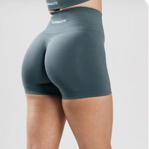 Alphalete amplify shorts